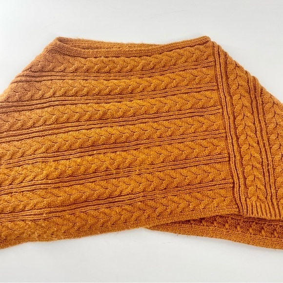 Handmade Pumpkin Rust Orange Boho Chunky Cable Knit Cropped Poncho Sweater Small - Picture 3 of 5